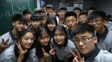 十名兒童千里尋夢之旅：從家鄉到上海
