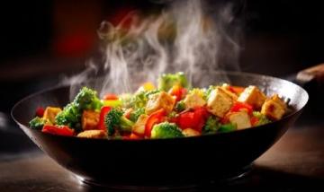 縣城醫院周邊美食價格調查：豆腐炒肉16元、苦瓜炒蛋13元公道嗎？