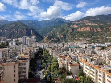 新疆自駕第三天:岷縣美食與蘭州之旅回憶