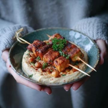 網(wǎng)友們熱情分享美食照,展現(xiàn)對生活中的快樂和幸福的追求。