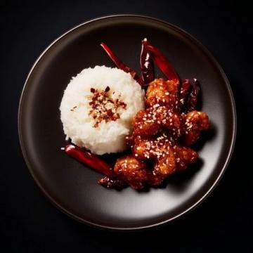 肥而不膩的老濟南把子肉配上米飯（一口就上癮！）