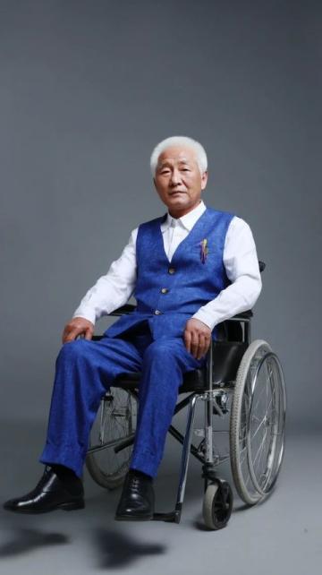 蔡瀾離世，那個(gè)灑脫的他永遠(yuǎn)離開了我們