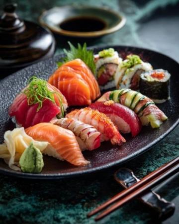話說日本的美食那么多，那來到這邊什么美食是一定不可錯(cuò)過的呢？！答案就是壽司生魚
