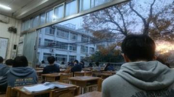 大連二十五中陪餐活動：舌尖上的溫暖與守護