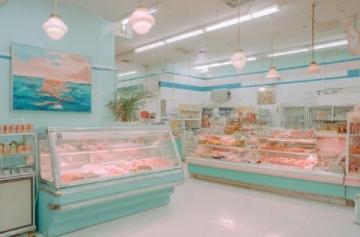 一直向來(lái)打卡這家店，畢竟是鄰居，沒(méi)想到是出奇的好吃