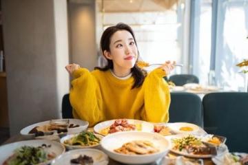 韓國游客大飽口福后深刻反思:美食盛宴中的節(jié)制之道