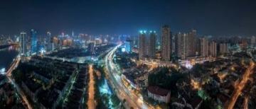 我對長沙的第一印象：美食與夜景的完美結合