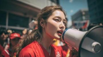 2025年江蘇省城市足球聯賽第五輪綜述:南京強勢領跑,常州球迷雨中堅守,精彩賽事前瞻與文化交融