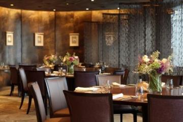 佛山有記飯店:探秘排隊王美食之旅,地道粵菜享市井風情