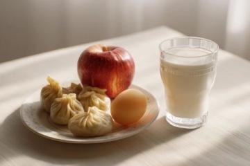 大家好，今天我要和大家分享一款非常適合早餐和病后調理的養生美食——海參小米粥