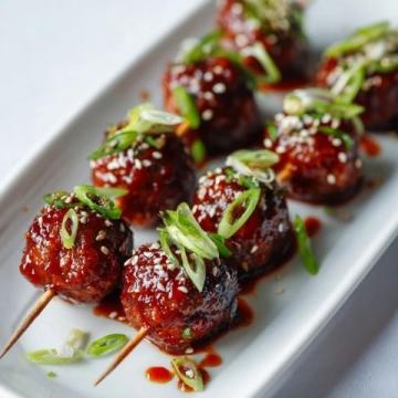 豬肉丸子是一個百搭的美食，能炸，能燉菜，能紅燒，能糖醋，還能做湯,平時做一些