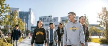 貴陽高考考點(diǎn)：外賣員緊急救援助考生取回準(zhǔn)考證