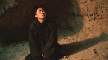 陳龍居士考察鶴山橫江后山風水：探討鐘氏家族墓穴選址問題