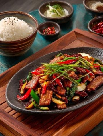 經典農家小炒肉：簡單做法，美味十足