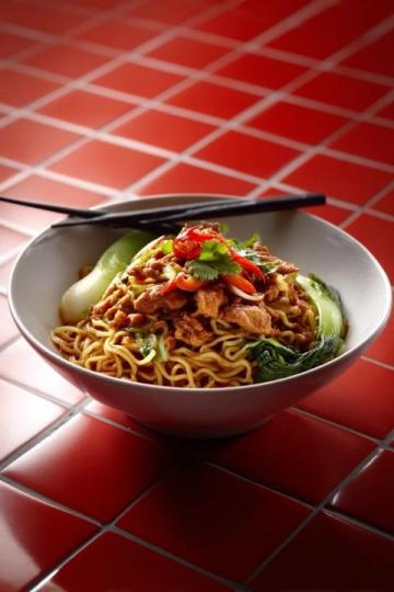 網紅餐廳的招牌菜究竟是"秘方"還是"化學實驗"？