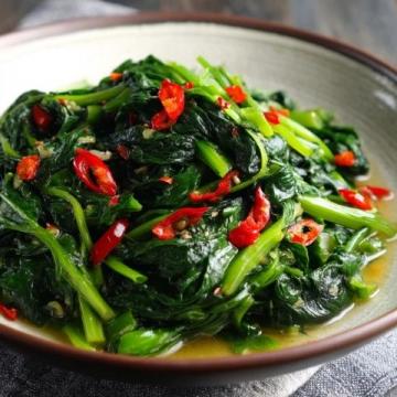 春天野菜怎么吃？教你簡單又營養的薺菜炒雞蛋做法