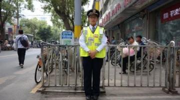 烏魯木齊這條街,3小時(shí)內(nèi)胖了3斤！