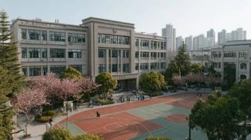 真光初中部：底蘊深厚、成績堅實、資源豐富、活動繁多，是荔灣區乃至廣州市公辦初中的頂流選項之一。