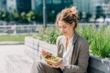 陽臺上的“急救小能手”:蘆薈的多重神奇功效