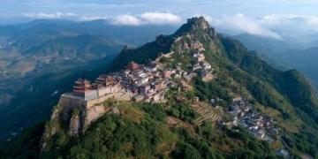 昆明隱秘山谷里的“矮人國”奇境探險
