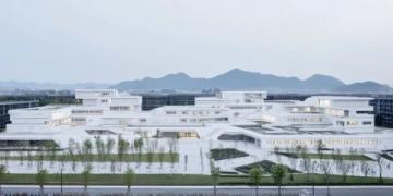 深圳東部這座“未來醫院”竣工!依山傍海,全院數字化打造