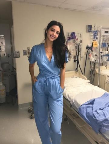 18歲少女逆境抗癌:用微笑面對生命大考