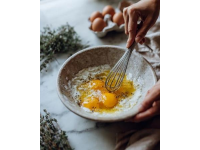 使用蒸蛋器，僅需幾分鐘就能做出美味雞蛋