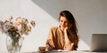 6個適合女性做的副業(賺錢快, 上手簡單)