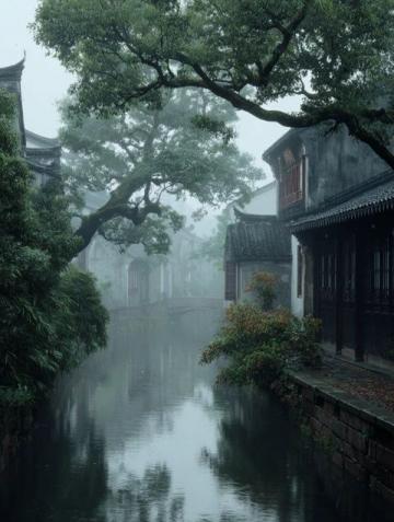 鳳凰古城位于中國湖南省湘西土家族苗族自治州，以下是關于它的詳細介紹