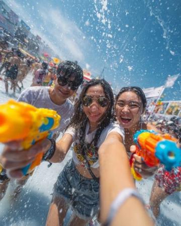 亮馬河水上樂園有哪些好玩的項目?