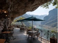 探尋重慶山城魔幻之旅：8D城市美食全攻略