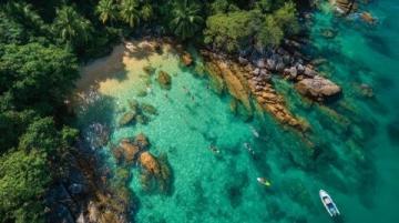 三亞必玩水上活動(dòng)與特色美食推薦指南