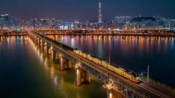 來重慶吃個輕軌再走吧!