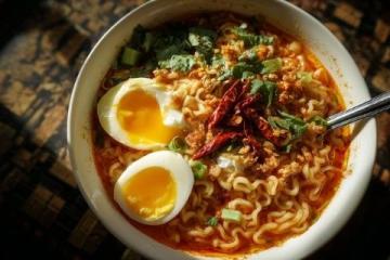 夏日必去!武漢熱干面美食地圖,三天兩夜盡享地道風味