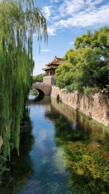 濟南:山東省的省會城市,以歷史文化而著名