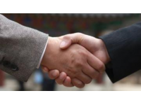 頭部主播合作遭拒：老字號商家堅守匠心拒絕暴富機會