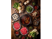 按頭分享美食藏在香巴拉大道的菌子火鍋！太好吃了