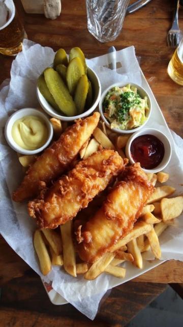 終于回國了,在倫敦避暑成功,完全躲過了無錫的酷暑,雖然英國的炸魚薯條被人詬病