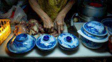 太惡心了!浙江余姚的一位家長在學校陪餐時