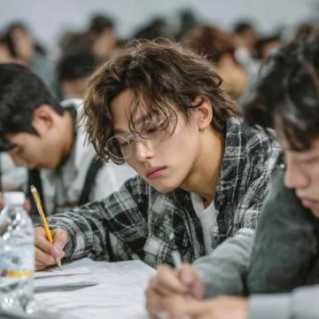 單招考試難度如何,與高考相比有何差異?