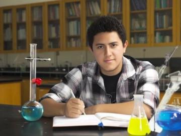 高考一卷生物是學選修三還是選修一