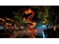 夜游桂林：金銀雙塔與杉湖的千年浪漫之旅