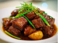 表哥開的飯店火了20年！軟糯入味，醬豬蹄的秘密 finally公布了！