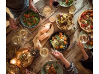 好菜好酒好朋友(好菜，好酒，好朋友)