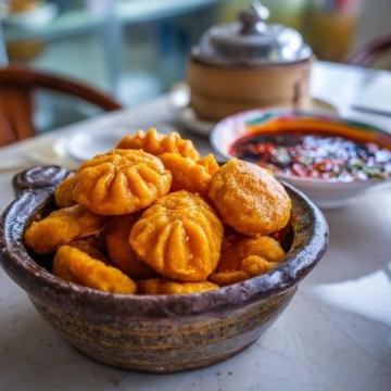 江蘇徐州必嘗美食盤點(diǎn)：地鍋雞、饣它湯、彭城魚丸、小孩酥糖