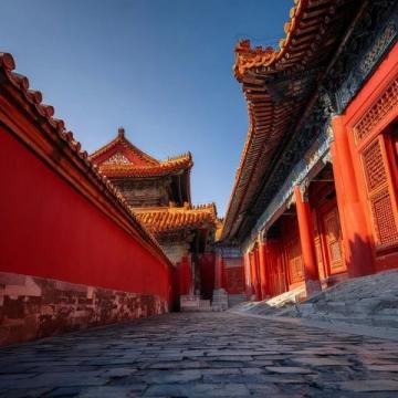 北京北海公園旅游攻略:開放時間、門票價格、交通指南與必看景點推薦