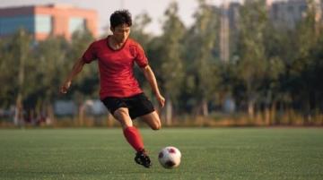 蘇超聯(lián)賽結(jié)束后，蘇北五大球隊各有得失