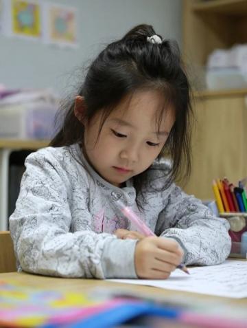 七年級上冊語文課本核心知識考點歸納總結" 是孩子期末復習的好幫手。