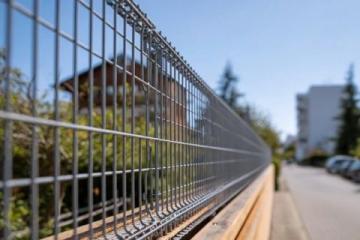 如何選擇電子圍欄材料:安全性與環境適應性并重