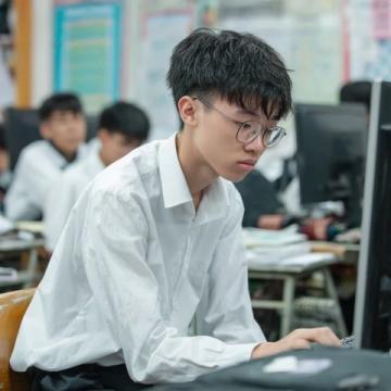 驚呼不已!衡水985狀元感嘆初中數學難題真不少